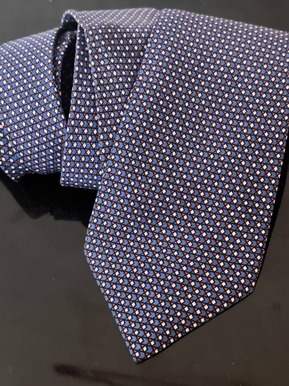 Yves Saint Laurent YSL Mens Tie Silk Neckwear Diamond Abstract Blue
